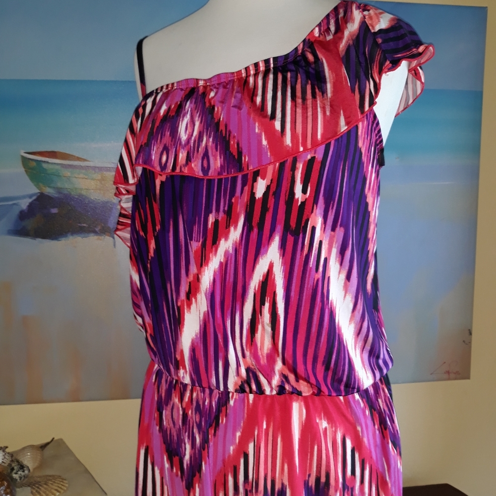 I.N. San Francisco Sexy off shoulder top Xlarge